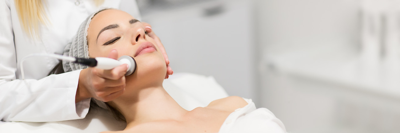 massage raffineur pour le visage